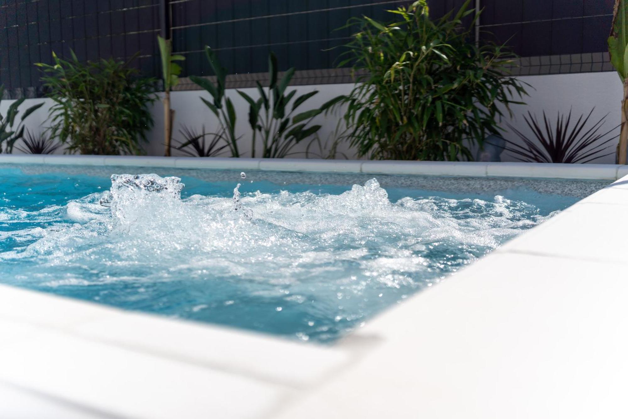 Bernie Apartments With A Pool Zadar Dış mekan fotoğraf