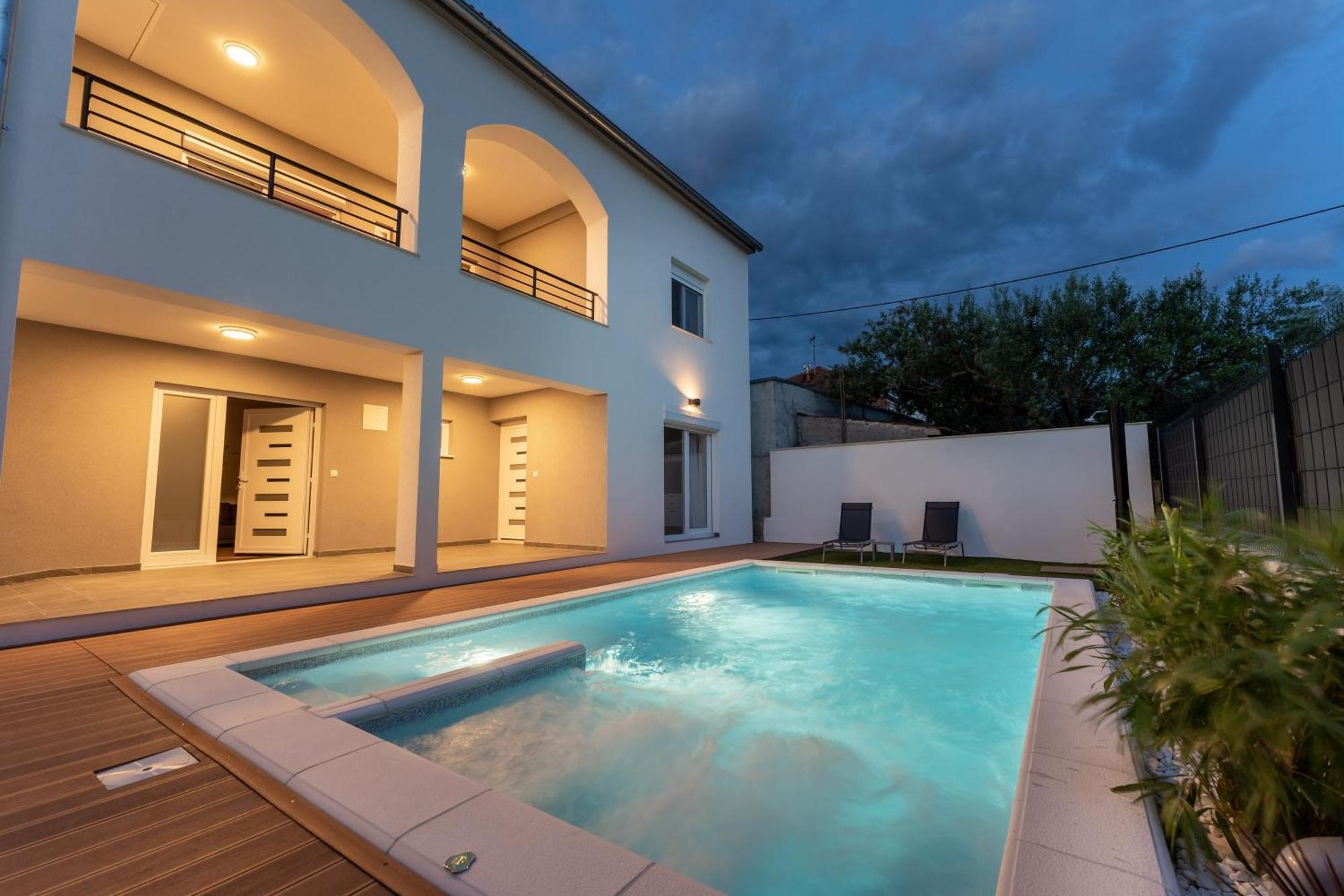 Bernie Apartments With A Pool Zadar Dış mekan fotoğraf